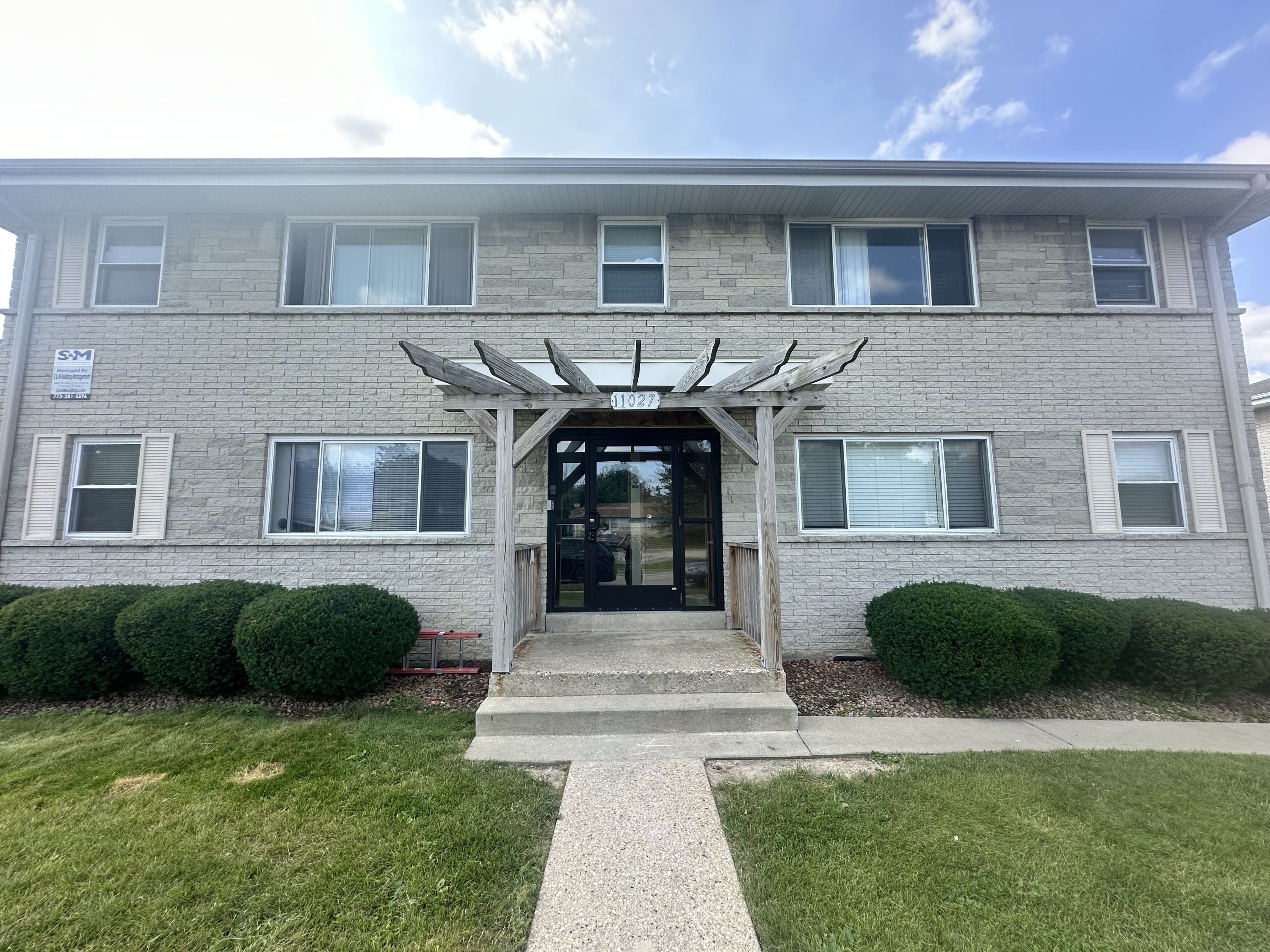 11027 West Hampton Avenue - 3